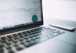 Social-Media-Analyse: Die Messung von Erfolg und ROI in sozialen Medien