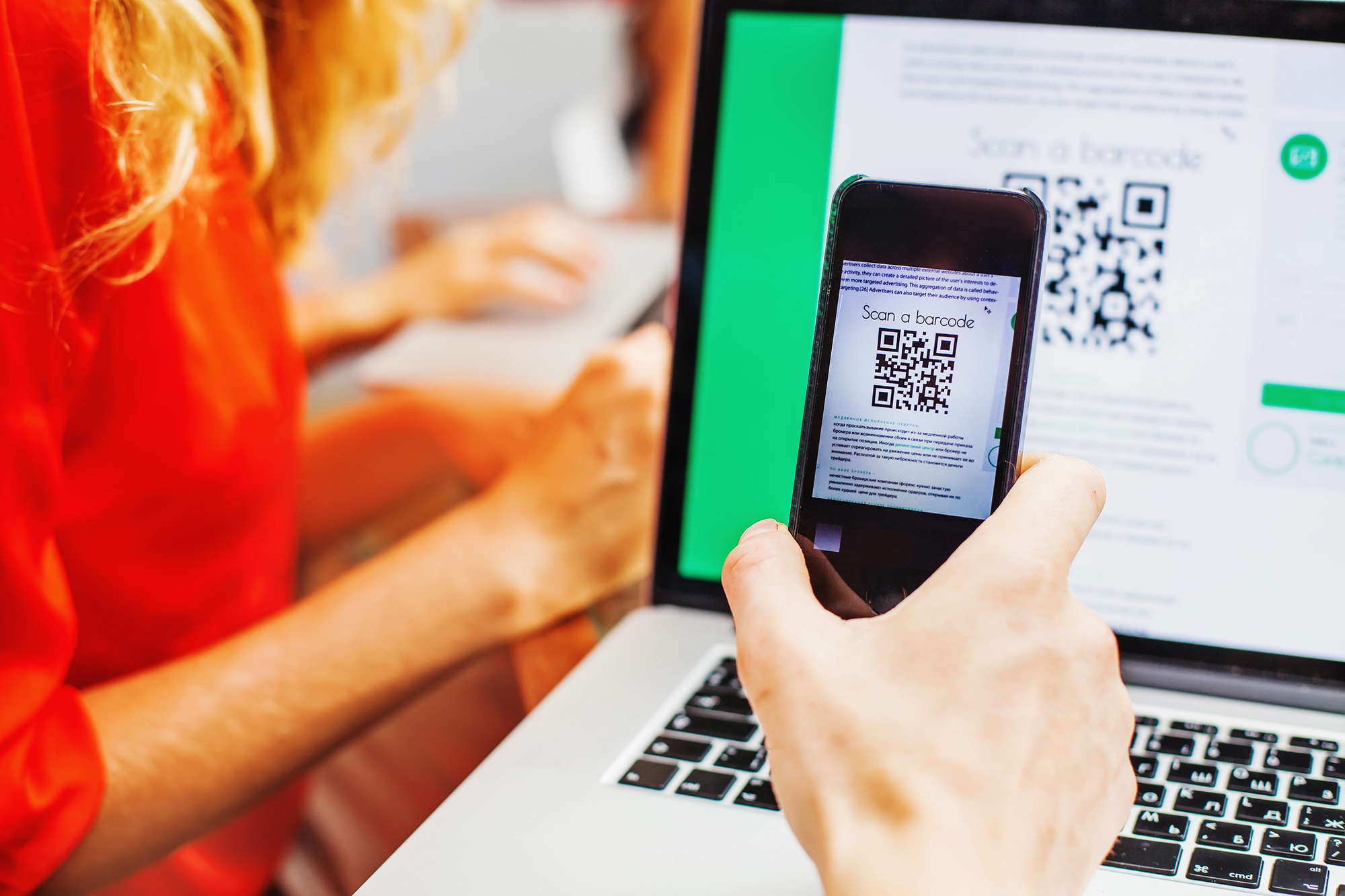 Strategische Integration von QR-Codes in Social-Media-Kampagnen: Möglichkeiten, Herausforderungen und Best Practices